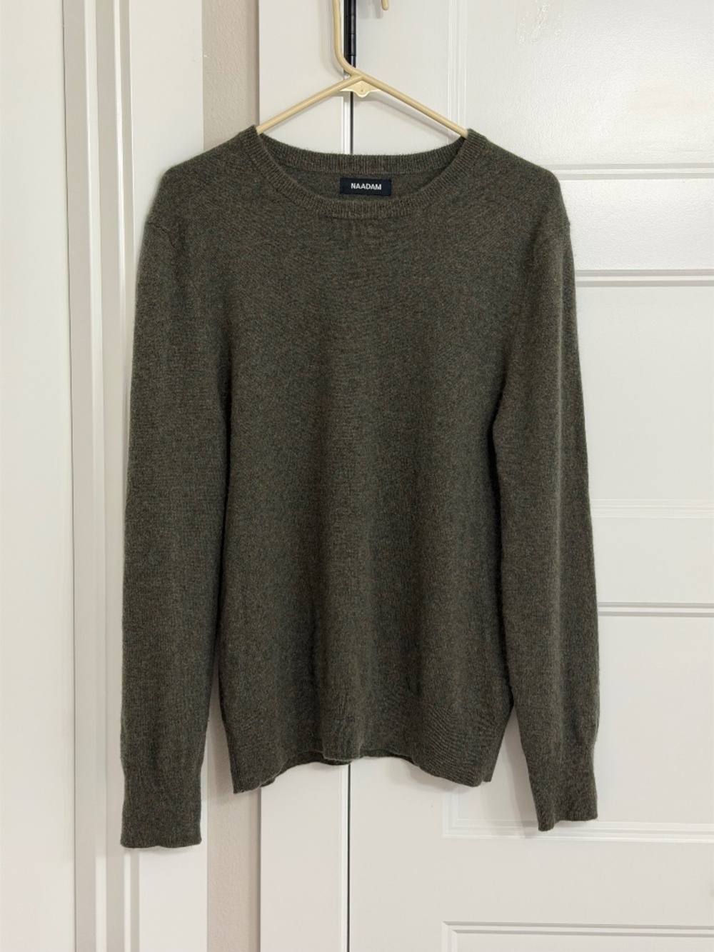 NAADAM Men's Crewneck Sweater in Olive Size M Good Condition!